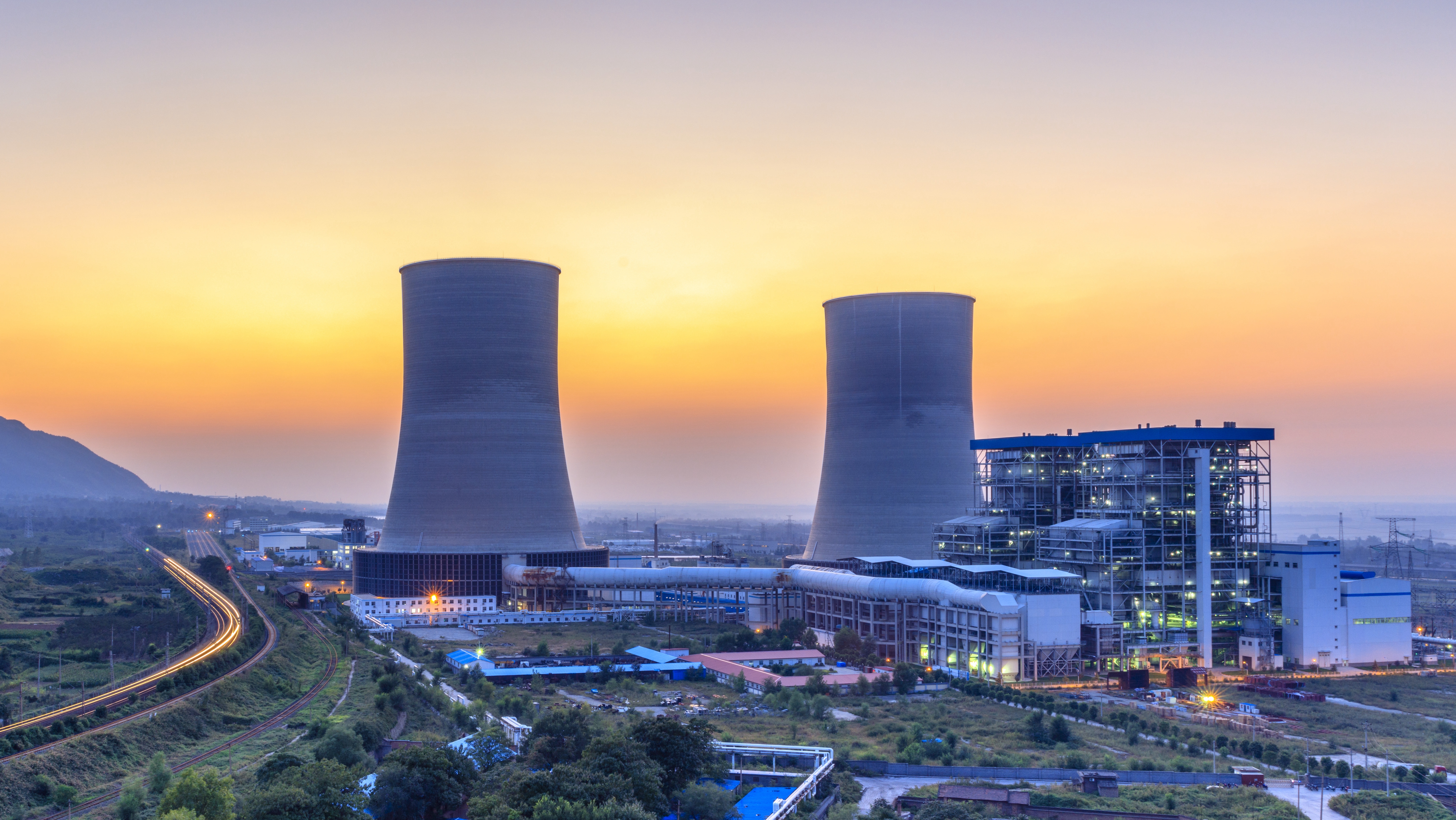 1706160966798088534.jpg ÇØÁë·¢µçÓÐÏÞ¹«Ë¾Á½Ì¨66ÍòǧÍß»ú×é.jpg